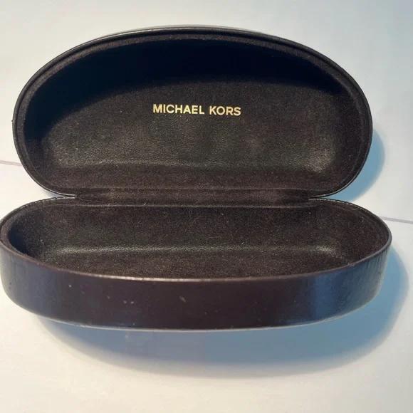 MICHAEL KORS Women Hard Clamshell Sunglasses Case - Picture 3 of 16